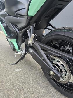 2025 Yamaha YZF-R3 R3
