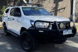 2019 Toyota Hilux SR