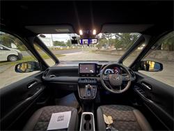 2024 Toyota Voxy Hybrid S-Z