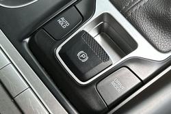 2023 Kia Carnival S