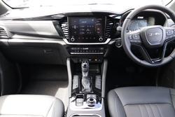 2026 Isuzu MU-X LS-T