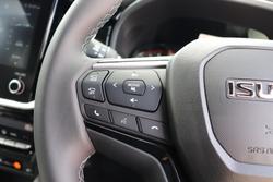 2026 Isuzu MU-X LS-T