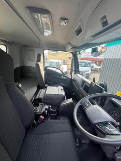 2026 Isuzu F Series FYJ 320-355 AT R67