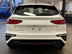 2024 Kia Cerato S