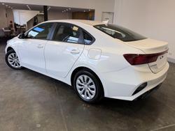 2024 Kia Cerato S
