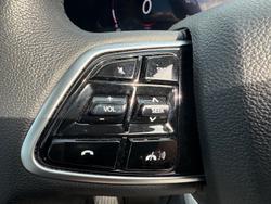 2024 Mahindra XUV700 AX7L