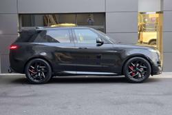 2026 Land Rover Range Rover Sport D250 Dynamic SE