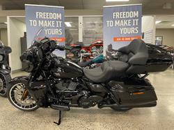 2026 Harley-Davidson Street Glide Limited 117 (FLHXL) Touring Black