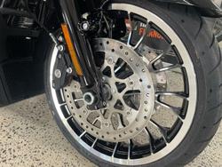 2026 Harley-Davidson Street Glide Limited 117 (FLHXL) Touring Black