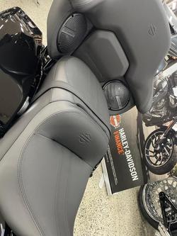 2026 Harley-Davidson Street Glide Limited 117 (FLHXL) Touring Black