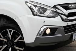 2021 Isuzu MU-X LS-T