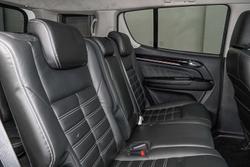 2021 Isuzu MU-X LS-T