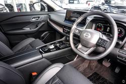 2026 Nissan X-TRAIL Ti-L e-POWER T33 MY26 Four Wheel Drive Everest White/Black Roof