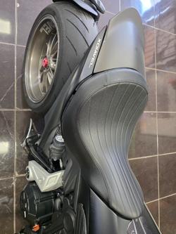2016 Ducati DIAVEL BLACK