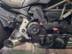 2016 Ducati DIAVEL BLACK