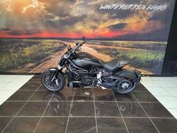 2016 Ducati DIAVEL BLACK