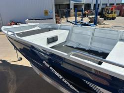 2026 QUINTREX F390 Outback Explorer