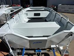 2026 QUINTREX F390 Outback Explorer