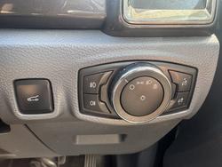 2017 Ford Everest Titanium