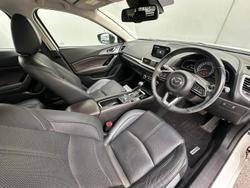 2017 Mazda 3 Touring