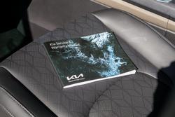 2025 Kia Carnival GT-Line HEV