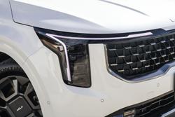 2025 Kia Carnival GT-Line HEV