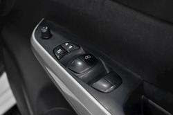 2016 Nissan Navara RX D23 4X4 Dual Range Polar White