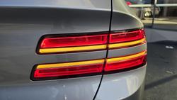 2025 Genesis GV80 2.5T Signature
