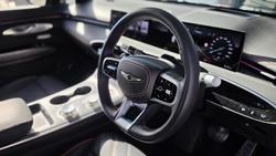 2025 Genesis GV70 3.5T SIGNATURE SPORT