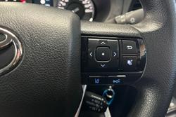 2022 Toyota Hilux SR