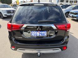 2021 Mitsubishi Outlander ES