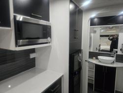 2015 New Age Caravans Big Red 19 Es2
