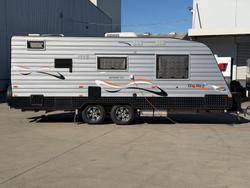 2015 New Age Caravans Big Red 19 Es2