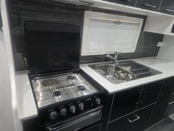 2015 New Age Caravans Big Red 19 Es2