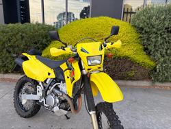 2019 Suzuki DR-Z400E Yellow