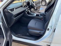2023 Toyota RAV4 GXL
