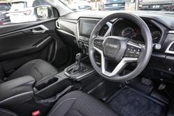 2023 Isuzu D-MAX LS-M