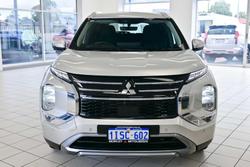2025 Mitsubishi Outlander LS