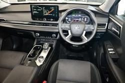 2025 Mitsubishi Outlander LS