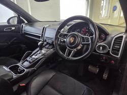 2016 Porsche Cayenne GTS