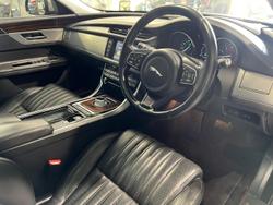 2016 Jaguar XF 25t Portfolio