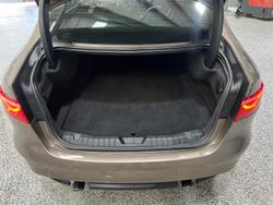 2016 Jaguar XF 25t Portfolio
