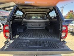 2020 Toyota Hilux SR5