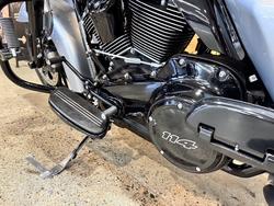 2019 HARLEY-DAVIDSON FLHXS STREET GLIDE SPECIAL