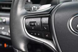 2023 Lexus ES 300h Sports Luxury