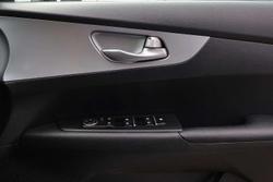 2024 Kia Cerato S