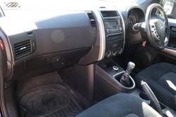 2013 Nissan X-TRAIL ST