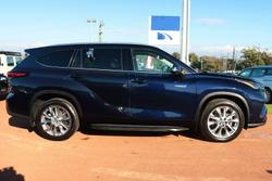 2022 Toyota Kluger Grande