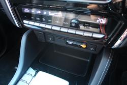 2023 Isuzu MU-X LS-T