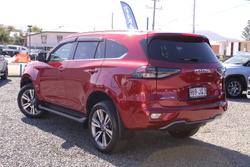 2023 Isuzu MU-X LS-T